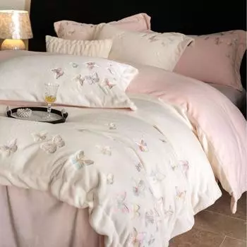 Class A Winter Girl Heart Thickened Milk Fleece 4Pcs Set Butterfly Embroidery Warm Coral Fleece Bed Sheet Quilt Cover Bedding 1.5m bed sheet 4pc 2*2.3mquilt core