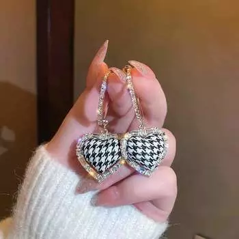Classic Hanging Love Grid Pearl Heart Earrings For Women Girls Trendy Party Jewelry Fashion Earrings Gifts ADM