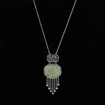 Classical Chinese cheongsam pressure placket pendant jade pendant fringed pendant retro court ancient Hanfu high-end accessories