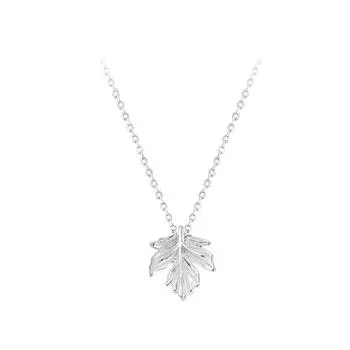 Clavicle Chain Female Little Fresh Day Student Simple Mori Leaf Pendant Personalized Literary Maple Leaf Necklace