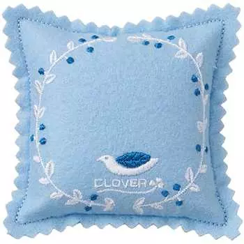 Clover Felt Pin Cushion II Light Blue 23-014
