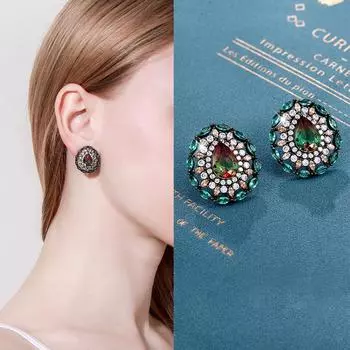 CMM Модные серьги-гвоздики из черного золота с цветным цирконием разноцветный