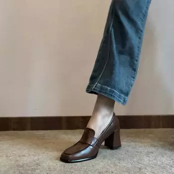 Coarse heel high heels women s autumn 2025 new black British style loafers temperament square head single shoes 35 чёрный