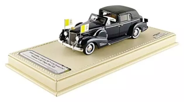 Collection Cadillac 1938 Series 90 V16 Town Car Pius XII d Elegance 1/43