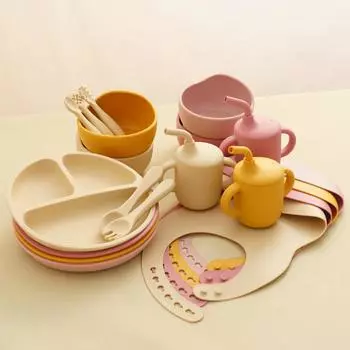 Color Kids 7PCS Baby Feeding Plate Sets Suction Bowl Silicone Plate BPA Free Dinner Dishes Cups Spoon Bib Children Tableware