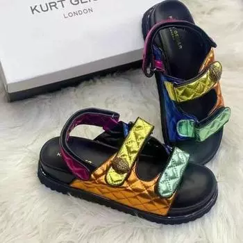 Colorful Thick Bottom Beach Sandals New Round Toe Classic Style Sandals Large Size Colorful Platform Summer Sandal For Women 36