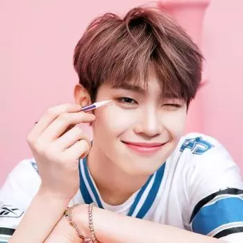 Colorgram Milk Younglong Глиттерная подводка 6 ЦВЕТ (Отдельный предмет/Издание Powerpuff Girls),Корейская косметика, КПОП 01 Twinkle