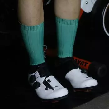 Comfortable Men s Badminton Socks Sweat-Absorbent Towel Bottom Socks Tennis Socks