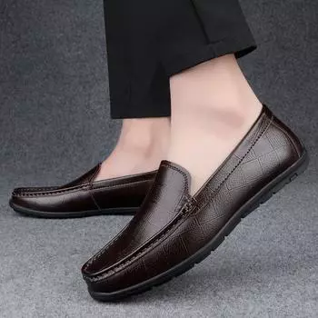 Comfortable new men s driving shoes Leather Loafers Men Casual Shoes soft Slip On Fashion Men Male party Oversized 38-46 38 чёрный