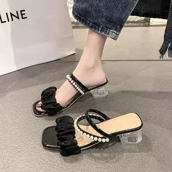Cool slippers female 2025 new summer medium heel thick heel French versatile outer wear fairy wind pearl two wear sandals 35