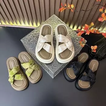 Cool slippers female summer wear 2025 new fairy style skirt comfortable thick-bottomed beach fashion satin one-word drag 35 чёрный