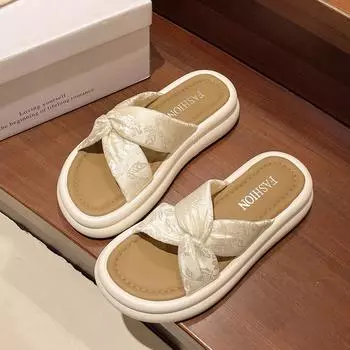 Cool slippers women s summer wear 2025 new models with skirts fairy shoes flat casual beach shoes one-word drag girl 35