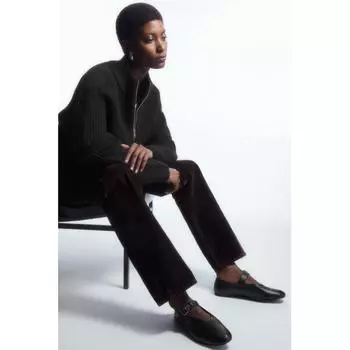 COS Japan балетки с пряжкой Black/36