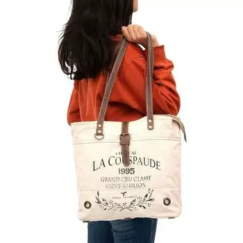 Couspaude Сумка из переработанного холста Большая сумка из переработанного холста и воловьей кожи Сияющая сумка из переработанного холста и воловьей кожи(белый с оттенком) 17 x 5 x 13.5 in коричневый/белый