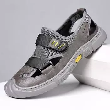 Cowhide sandals men s 2025 new casual breathable hole shoes men s trendy baotou outdoor beach Vietnamese shoes 38