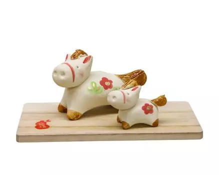 Craftsman House 2026 Zodiac Year of the Heartwarming Horse Ornament and (Reiwa 8) Horse, (Parent Child)
