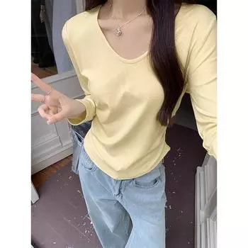 Creamy yellow white low u-neck long-sleeved T-shirt for women to wear early autumn new sweet hottie pleated waist bottoming shirt top S