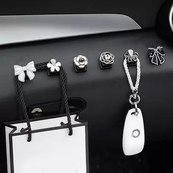 Creative Bow Cartoon Rhinestone Mini Car Hooks Seat Back Holder For Keys Hangers Home Office Hooks Storage Car Style Accessories