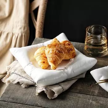 Creative Ceramic Salad Plate Kitchen Tableware Dinner Plate Pasta Steak Dessert Plate Pillow Shaped Dessert Bowl Salad Bowl