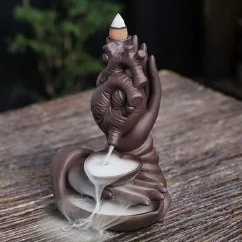 Creative Design Hand Held Heart Purple Clay Backflow Incense Burner Ceramic Handicraft Decoration for Halloween Party No Incense