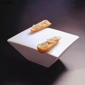 Creative Irregular Ceramic High Foot Plate Restaurant Dim Sum Sushi Plate Molecular Cuisine Display Plate Specialty Tableware