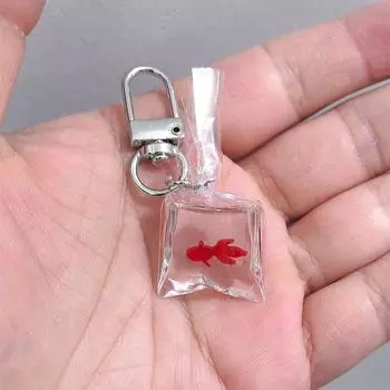 Creative Simulation Goldfish Carp Keychain Personalized Transparent Fish Keychain Pendant Exquisite Backpack Decoration Gifts