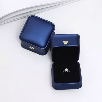 Creative Stud Earrings Crown Buckle Lover Birthday Gift Boxes Storage Case Ring Box Jewelry Display