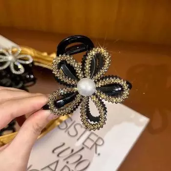 Creative Zircon Rhinestone Shark Clip Korean Style Headwear Flower Pearls Shark Clip Black Silver Shiny Hair Claw Female