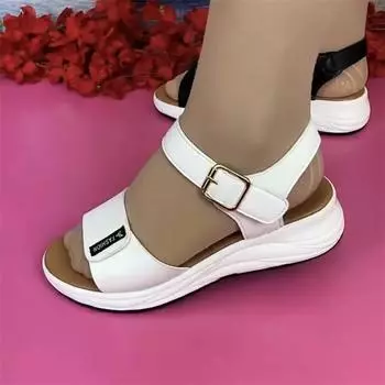 Cresfimix женские модные милые легкие белые нескользящие сандалии с открытым носком, повседневные элегантные черные домашние тапочки ba354 35