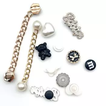 Crocs DIY 3D Metal Shoe Flower Buckle - Trendy Detachable Decoration with Diamond Embellishment