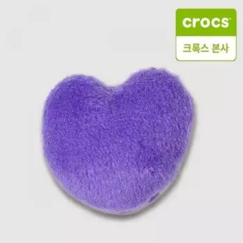 Crocs Galleria Crocs Headquarters Accessory Purple Fuzzy Heart Gbitz 10011849 shuffle/one sizefree