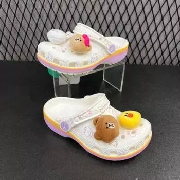 Crocs Hc02 Line Friends Classic Clog W Line Friends Classic Clog Kids white100/175