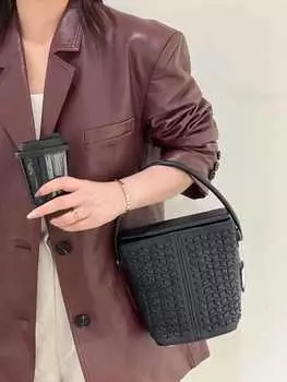 Cross Border Niche Сумка из коровьей кожи, ручная тканая сумка, модная сумка-ведро, сумка через плечо, женская сумка из натуральной кожи 20x13x19 CM бежевый