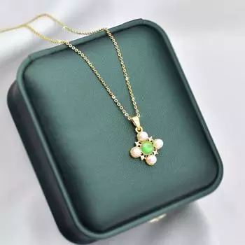 Cross Emerald Necklace Women S Light Luxury Retro Trend Versatile Collarbone Chain