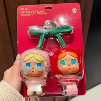 Crybaby Love You Cherry Much Series Модная подвесная открытка Милая плюшевая кукла Подвеска Сумка Высококачественная реплика брелок для фанатов Подарок серый