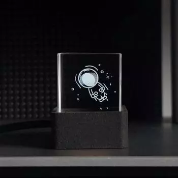 Crystal Cube Фото Дисплей Голографический Настольный Умный Метеостанция Цифровые Часы С Gif Анимациями Альбом чёрный