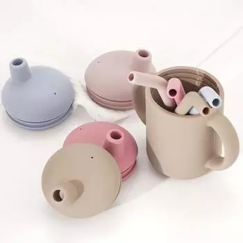 Customized Silicone Feeding Liquid Feed Straw Cup Foldable Children s Drinking Cup Double Leakproof Water Bottle Baby Stuff