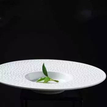 Cut-out Straw Hat Pan White Ceramic Dinner Plate Soup Plates Fruit Bowl Salad Bowl Dessert Plate Pasta Plates Sashimi Dish Tray