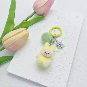 Милый флокированный брелок Labubu, мультяшная кукла Kawaii, брелок, подвеска, изысканный рюкзак, украшения, аксессуары, подарки жёлтый