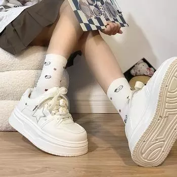 Cute milk fufu women s shoes niche original platform white shoes children 2025 new popular versatile casual board shoes 35