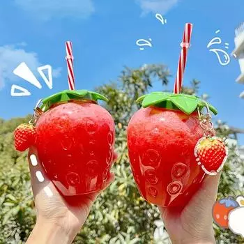 Cute Transparent Strawberry Tumbler With Lid And Straw Kawaii Strawberry Cup Milk Tea Bottle Portable Fruit Cup For Party Travel 500ml