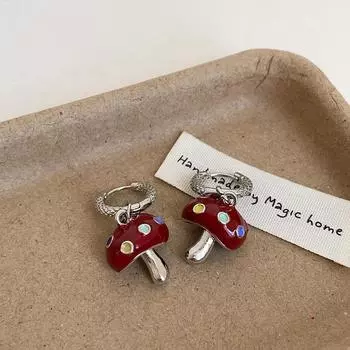Цвет бриллиант красный капающий масло гриб ушная пряжка женские ретро легкие роскошные индивидуальность изысканная элегантность мода универсальные серьги