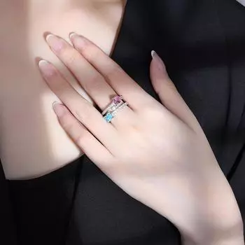 Цветное ювелирное кольцо с красным цирконием, темпераментное обручальное кольцо, ювелирные изделия, женское микробриллиантовое открытое кольцо, мода