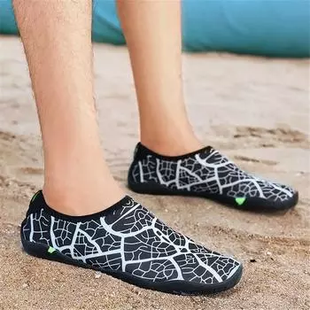 Цветные мягкие подошвы мужские тапочки для дома низкие роскошные сандалии роскошная домашняя обувь кроссовки спортивная коллекция необычная 35