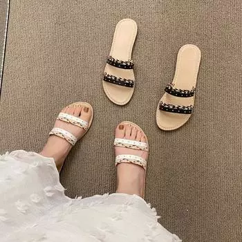 Цветные плетеные тапочки женские лето 2024 новые плоские заклепки повседневные односложные женские пляжные классные тапочки женские 36 белый