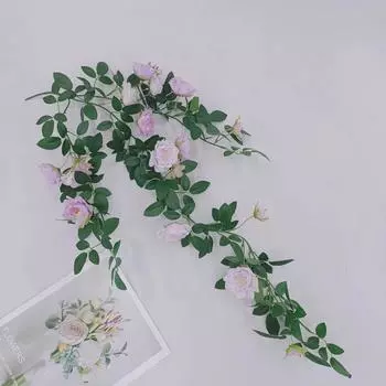 Цветочная гирлянда из искусственных розовых лоз с зелеными листьями, висящая на внутренней и внешней стене дома, в саду, на свадьбе, на летней веранде, на террасе, на балконе, декор красный