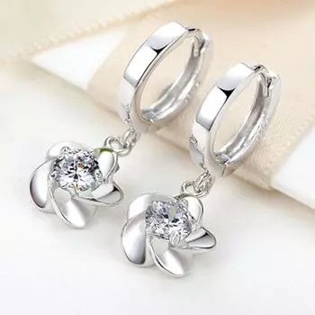 Цветочные длинные серьги Серьги с цветущей сливой Серьги Серьги Ювелирные изделия Серьги Серьги Темперамент Простые модные женские вечерние повседневные аксессуары