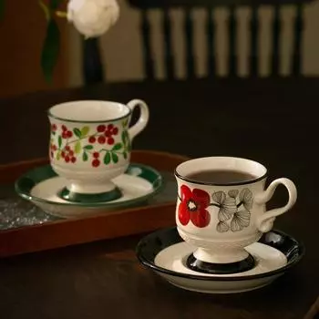 Цветочные керамические кофейные чашки и блюдца Ретро-чашки для послеобеденного чая Посуда, вымытая вручную Кухонная утварь для питья Бытовая посуда 250ML
