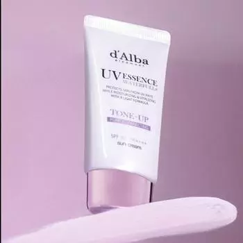 d Alba Водный тонизирующий солнцезащитный крем фиолетовый 50 мл