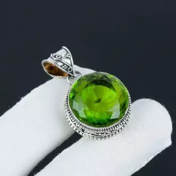 Dainty Peridot Gemstone Silver Pendant in 925 Sterling Silver - Handmade Oval Design, Everyday Wear Jewelry Birthday Gift 1.77 зелёный